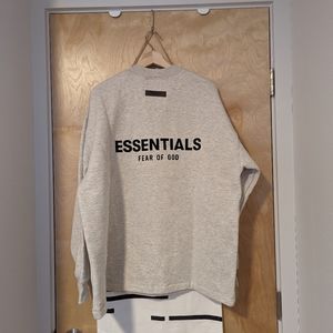 NWT Essentials Fear of God Crewneck Sweatshirt in Light Oatmeal